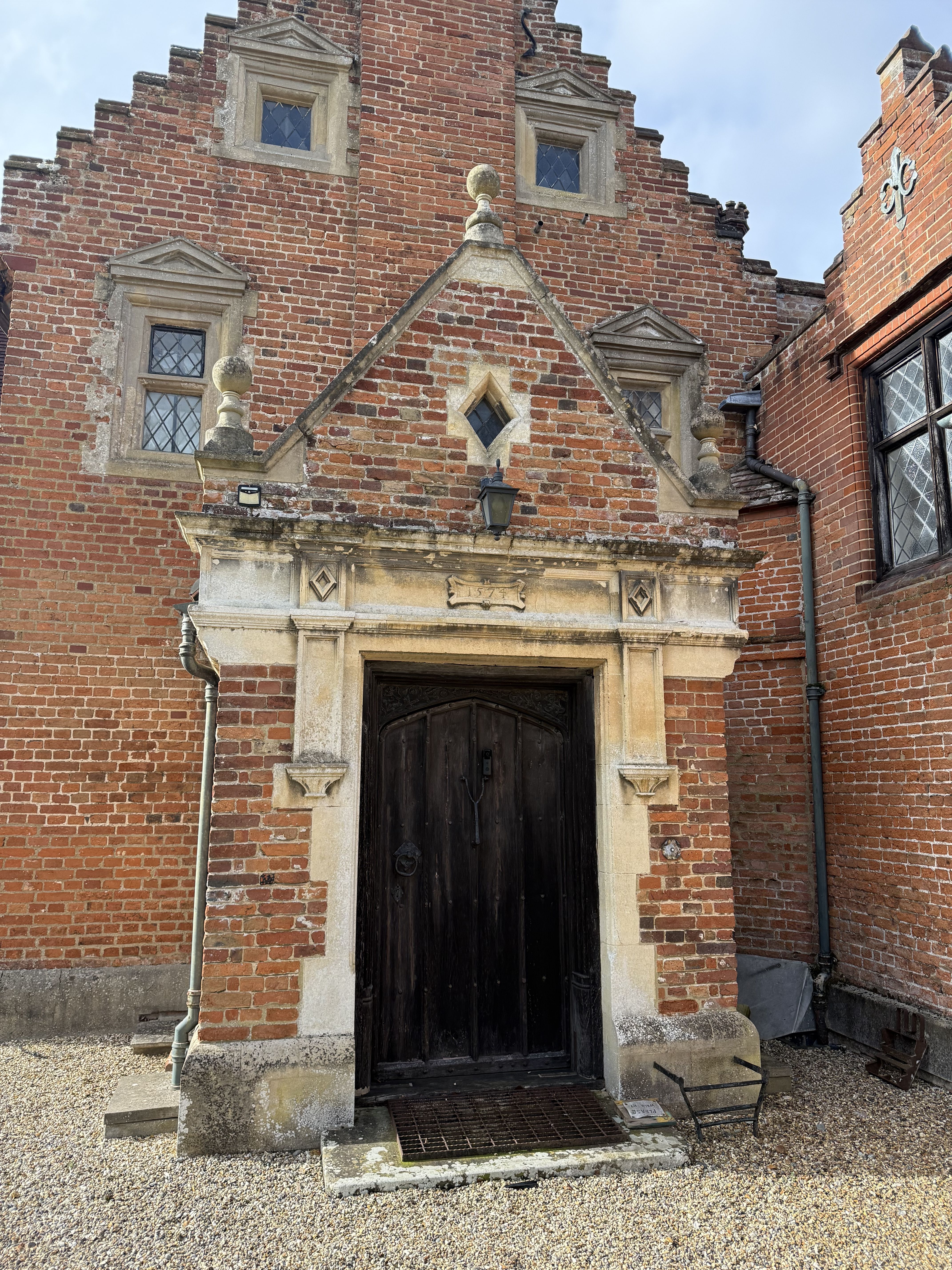 details-image
