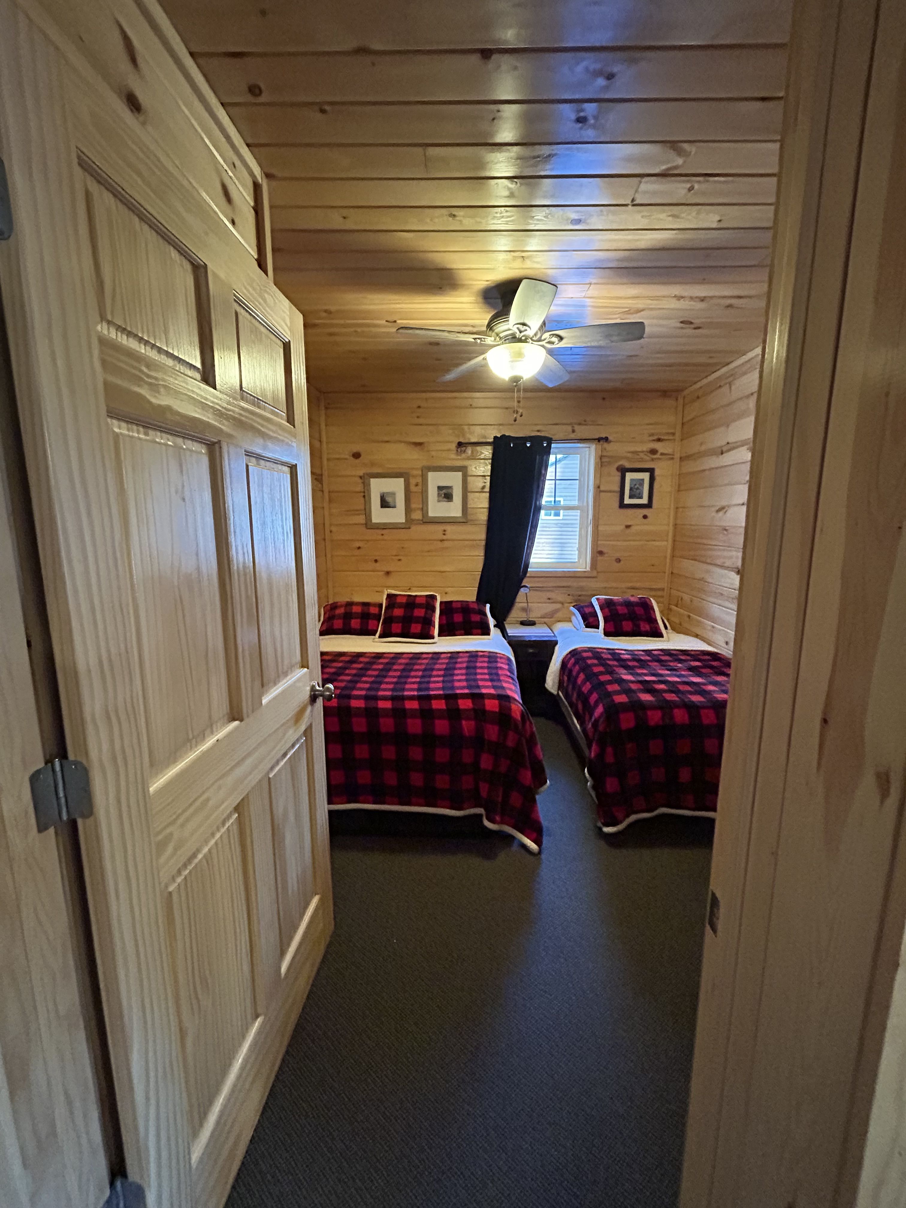 Lakeview cabin 3